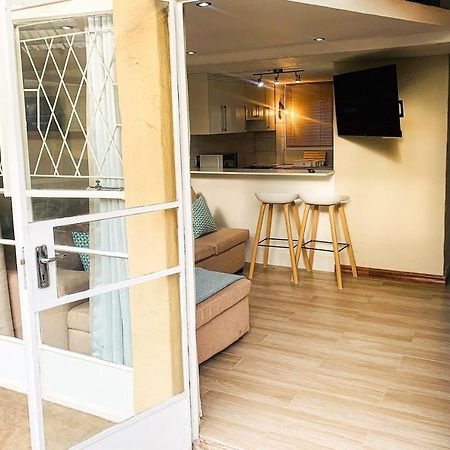The Loft@Santorini Apartamento Pretoria-Noord Exterior foto